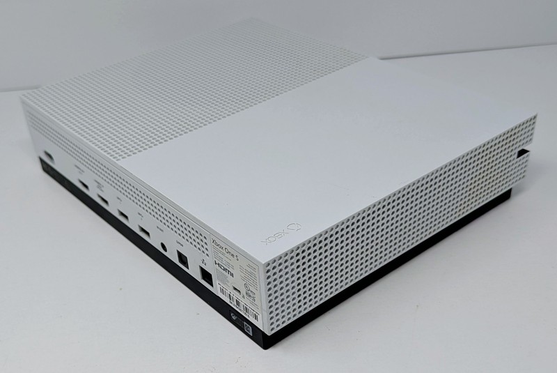 Xbox One S White 1TB Console - Disc Drive Issue - For Parts Or Repair gallery