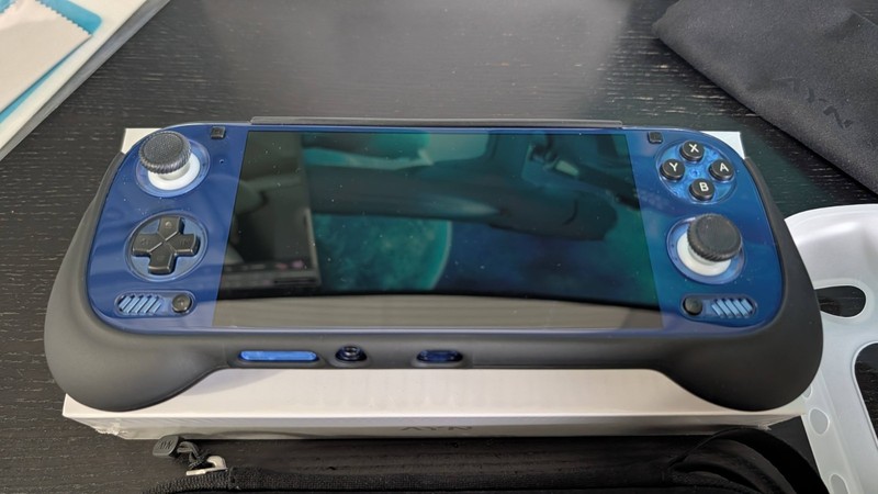 AYN Odin 3 Max - 16/512GB - Clear Blue - Grip, Shell, Case & More Included gallery