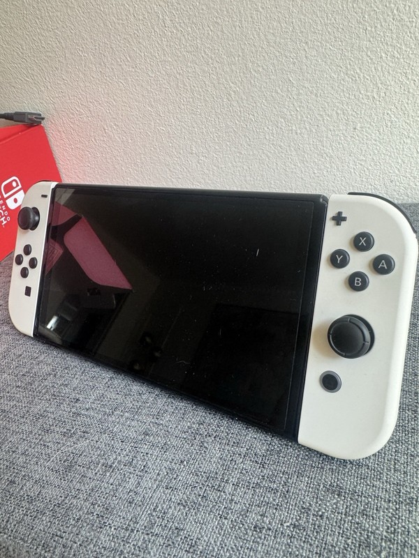Nintendo Switch OLED with 128GB microSD gallery
