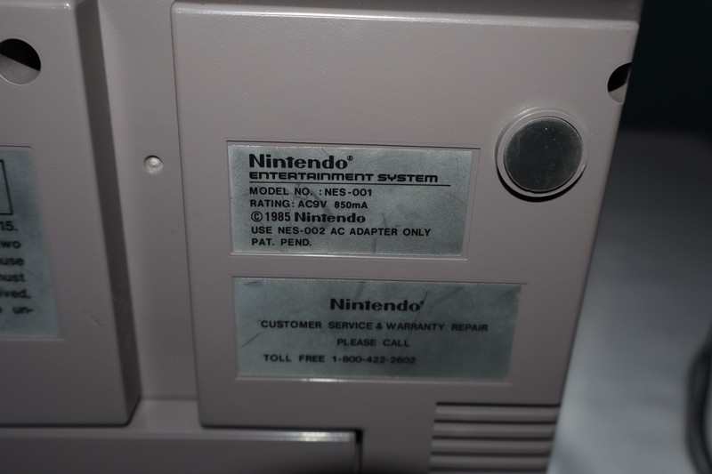 Nintendo NES Console 2 controllers A/V cord On Red Blinking Light Repair Parts gallery