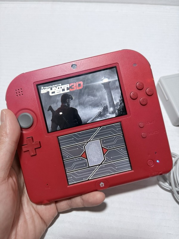 Nintendo 2DS Handheld Game Console Crimson Red/Black - 5 Games Bundle 4GB SD gallery