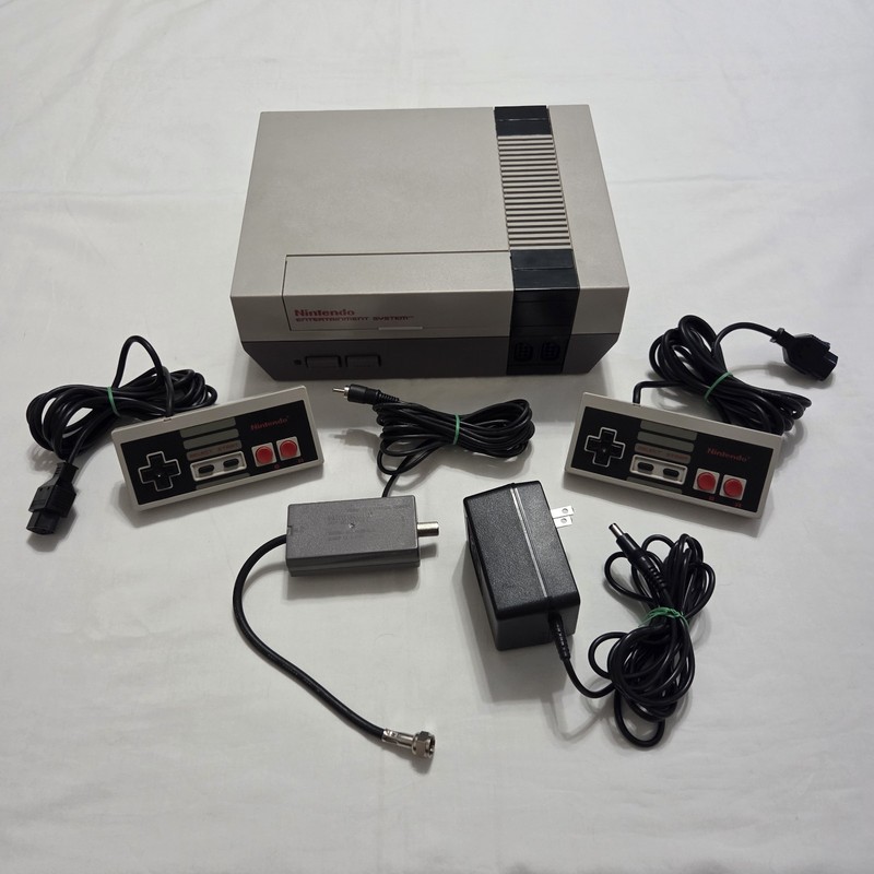 Original Nintendo NES NES-001 Console w/ 2 Controllers & Cables – Tested