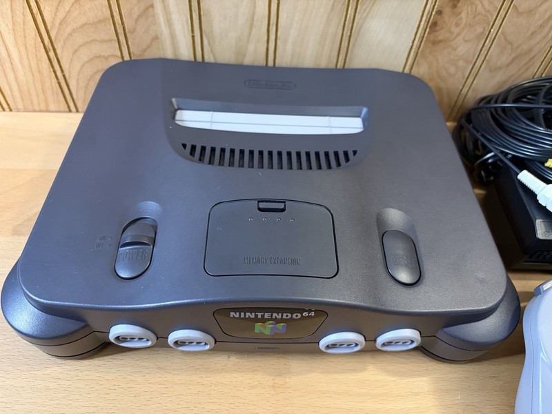 Nintendo 64 N64 Console Bundle Tested w/ Controller + All Cords *CLEAN* gallery