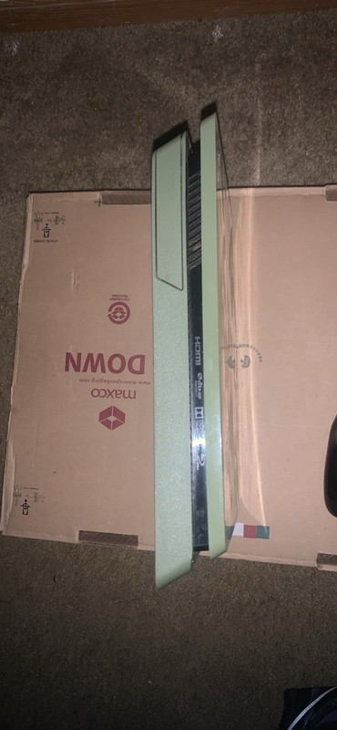Sony PlayStation 4 Slim Call of Duty: WWII Limited Edition 1TB Green Camouflage gallery