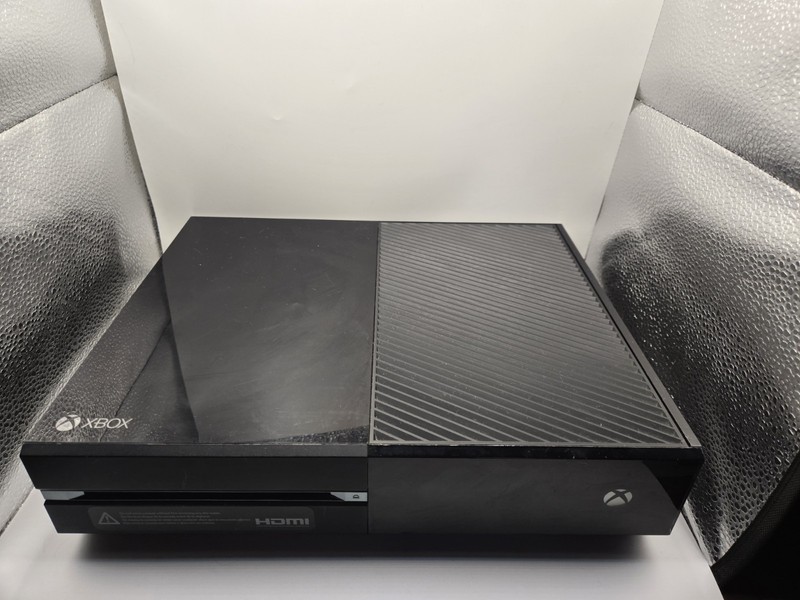 Microsoft Xbox One 1540 Black Home Console No Cords No Controller Tested Working gallery