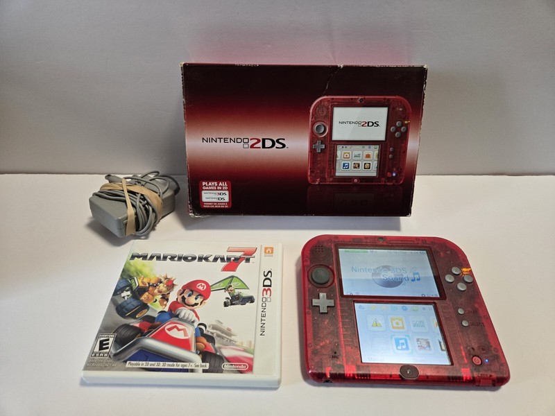 Crystal Red Nintendo 2DS System Console Bundle with Box & Mario Kart 7 TESTED
