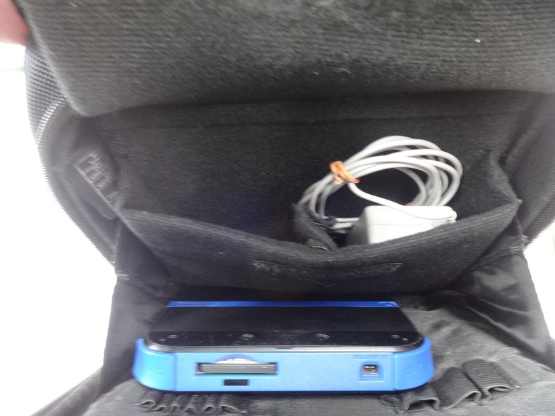 Tested Working Nintendo 2DS Blue Console Bundle w/ Charger, Stylus, Game & Case gallery