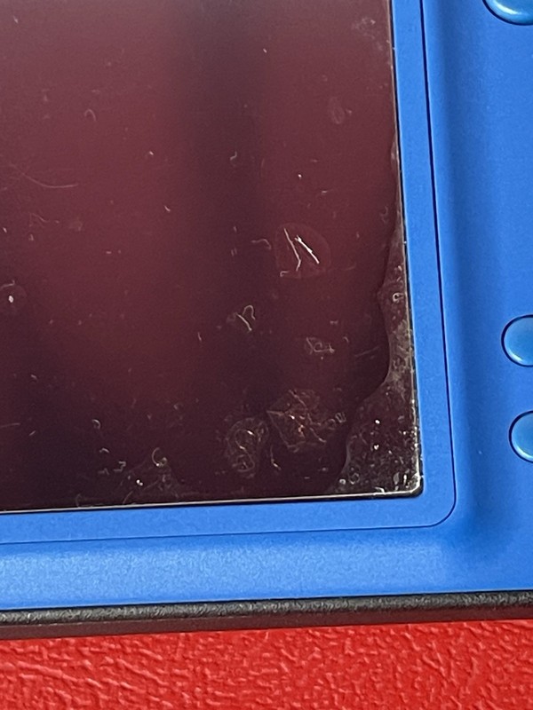NINTENDO DSI XL BLUE FOR PARTS OR REPAIR NOT WORKING CRACKED SCREEN gallery