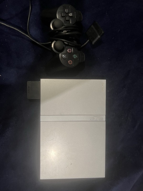 PS2 Slim Bundle gallery