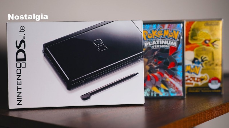 Nintendo DS Lite Handheld System gallery