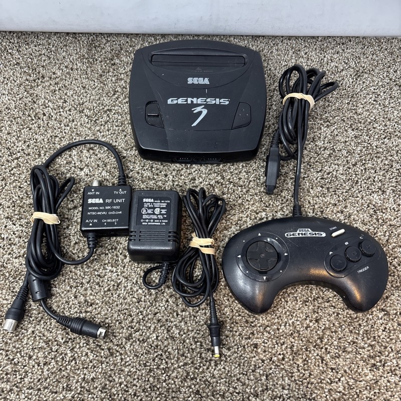 SEGA Genesis Model 3 MK-1461 Video Game Console – Tested