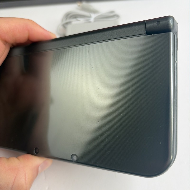 New Nintendo 3DS XL Gray Black Console, Charger Stylus Top IPS US Version gallery