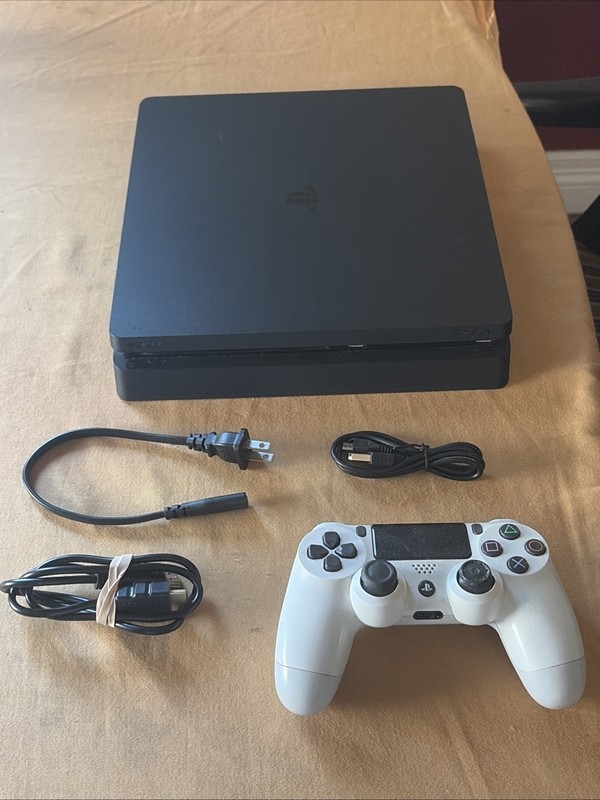 PlayStation 4 Slim PS4 500GB Black Console CUH-2015A v9.60 w/Cords Controller