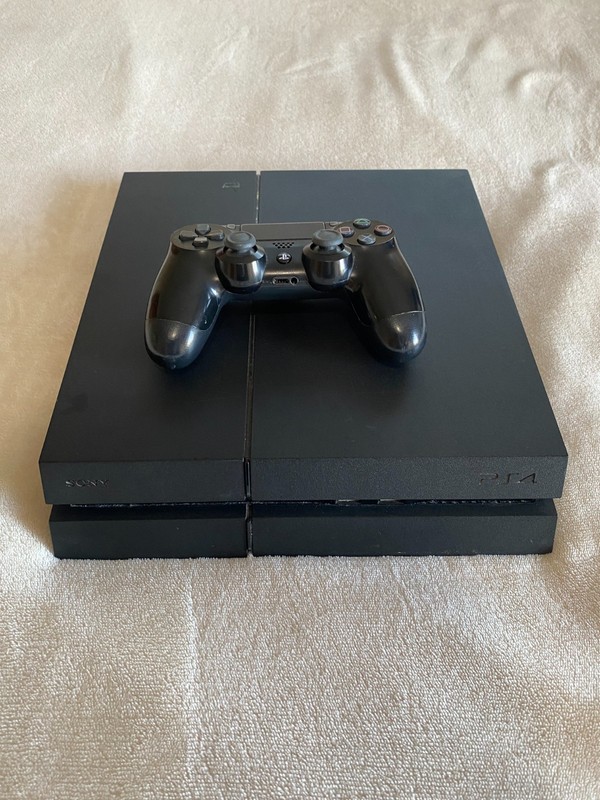 Sony PS4 500GB Black Console with DualShock 4 Controller – Tested & Working