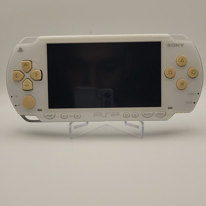 Sony PSP 1000 White Beige Handheld System Wi-Fi Capability CFW ready.