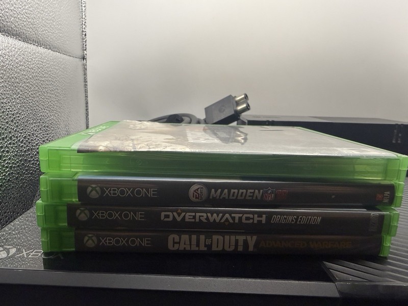 Microsoft Xbox One Console Only Model 1540 W/cables & 4 Games - Tested & Work gallery