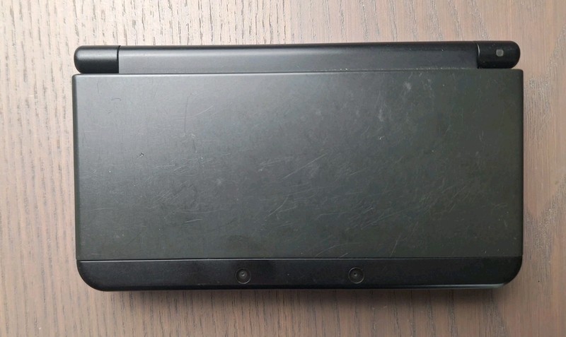 Nintendo New 3DS Black | Charger + 32GB SD Card | Region Free | USA TESTED gallery