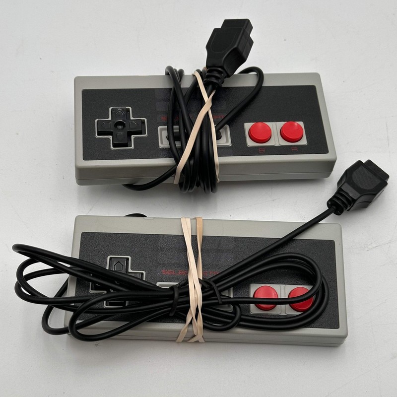 Nintendo CLV-001 Classic Edition Micro Console gallery
