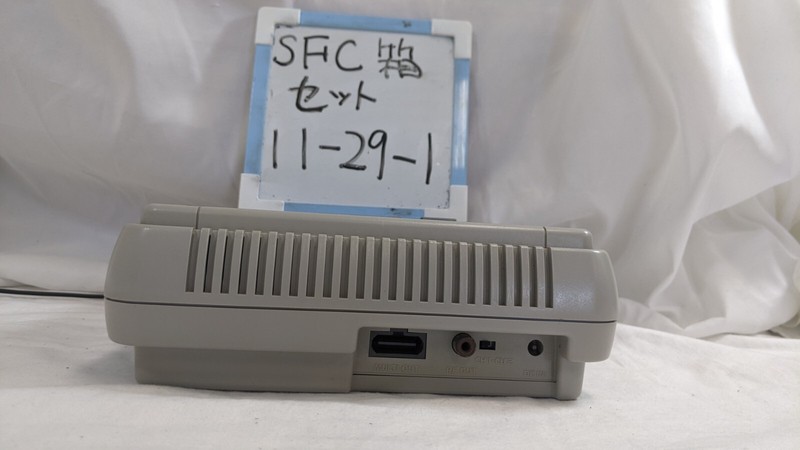 Nintendo Super Famicon SNES Console complete in Box excellent Condition 11-29-1 gallery