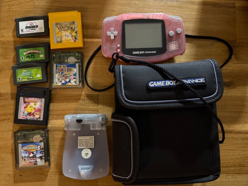 Nintendo Game Boy Advance Handheld System – Fuchsia Pink