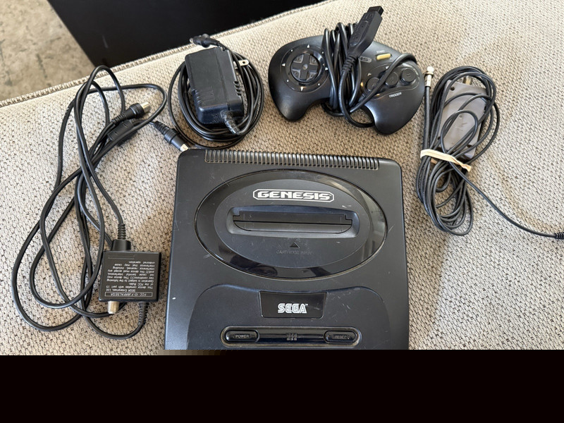 SEGA Genesis Model 2 Black NTSC-U/C Console Bundle w/ Controller, Power, Cables
