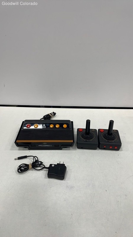 Atari Flashback 4 Console With Controllers