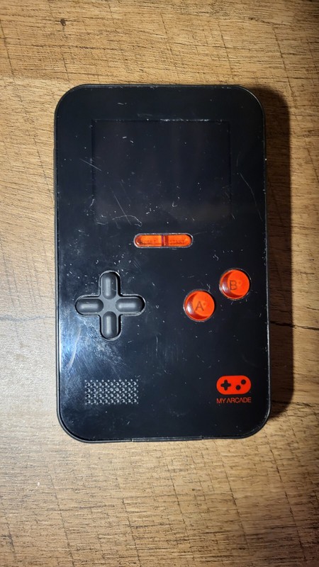 Arcade Go Gamer Portable Device Built-In 220 Retro Games 16-Bit Works and Tested
