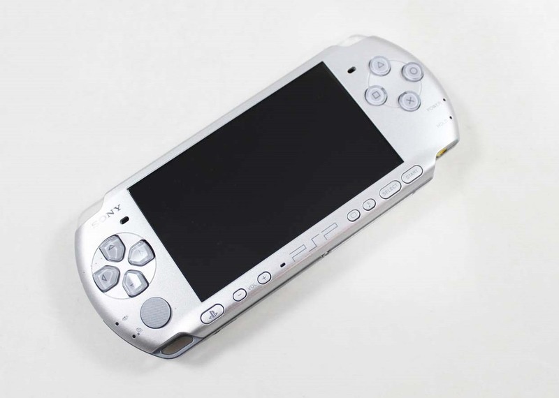 Sony PSP 3000 Silver System – Discounted