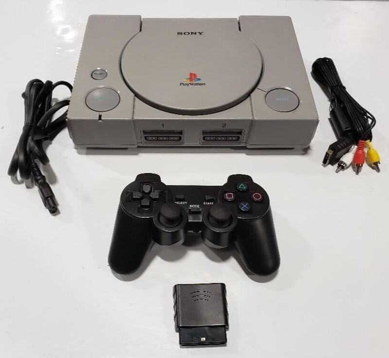 Sony PlayStation 1 SCPH-7501 Console Game System PS1 Wireless Controller Bundle
