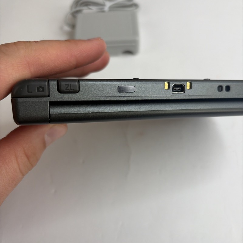 New Nintendo 3DS XL Gray Black Console, Charger Stylus Top IPS US Version gallery