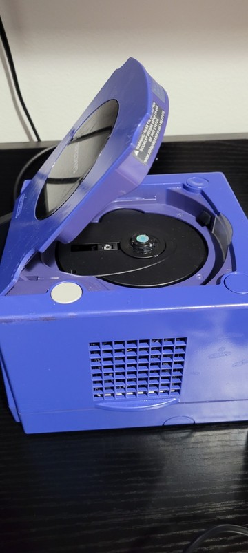 Nintendo GameCube 2001 Indigo Purple DOL-001 Game Console with Games Tested gallery
