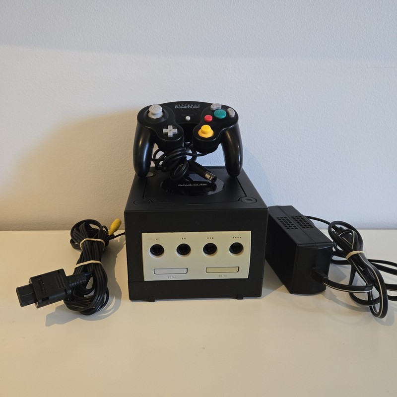 Nintendo GameCube Jet Black DOL-001 Console Bundle OEM Controller New Joystick