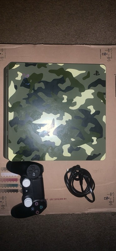 Sony PlayStation 4 Slim Call of Duty: WWII Limited Edition 1TB Green Camouflage