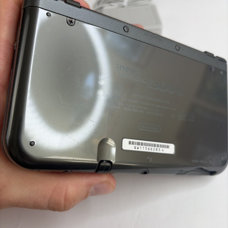 New Nintendo 3DS XL Gray Black Console, Charger Stylus Top IPS US Version gallery