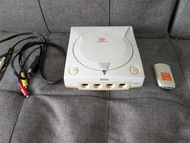Sega Dreamcast Japanese Bundle